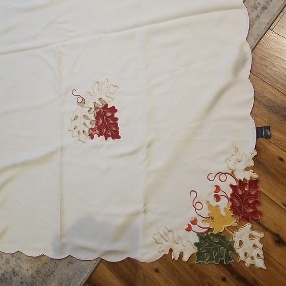 Croft&Barrow Autumn table linen set tablecloth, 60"x100", 6 placemats/napkins - Picture 5 of 12